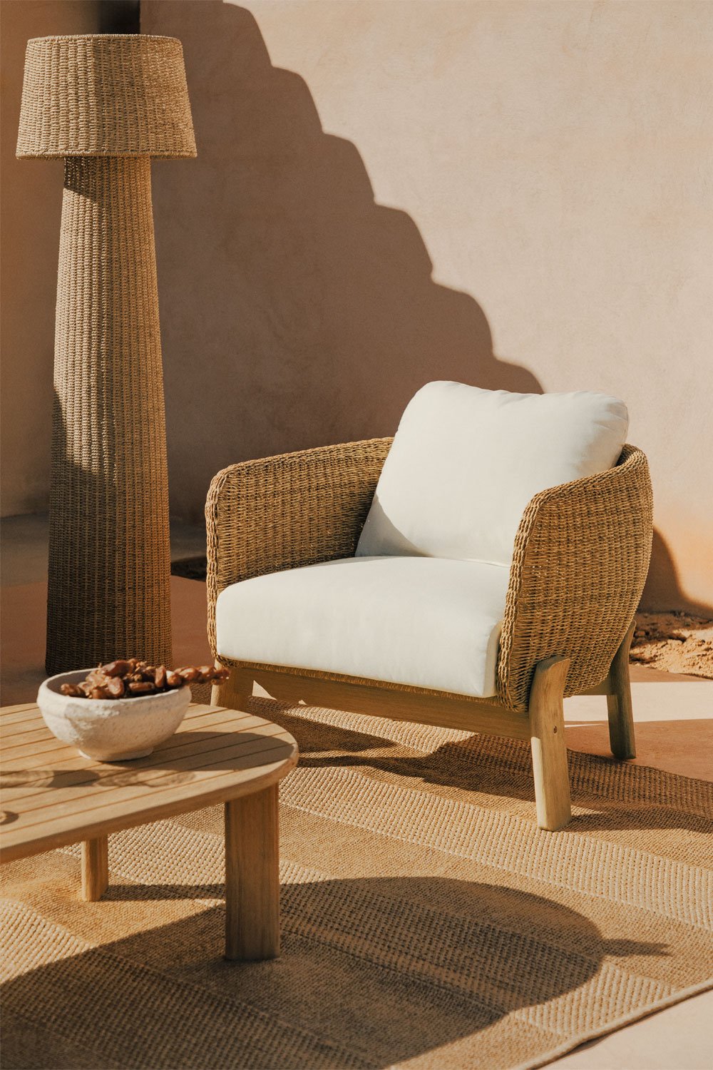 Confezione da 2 poltrone da giardino Leilan in legno di acacia e rattan sintetico