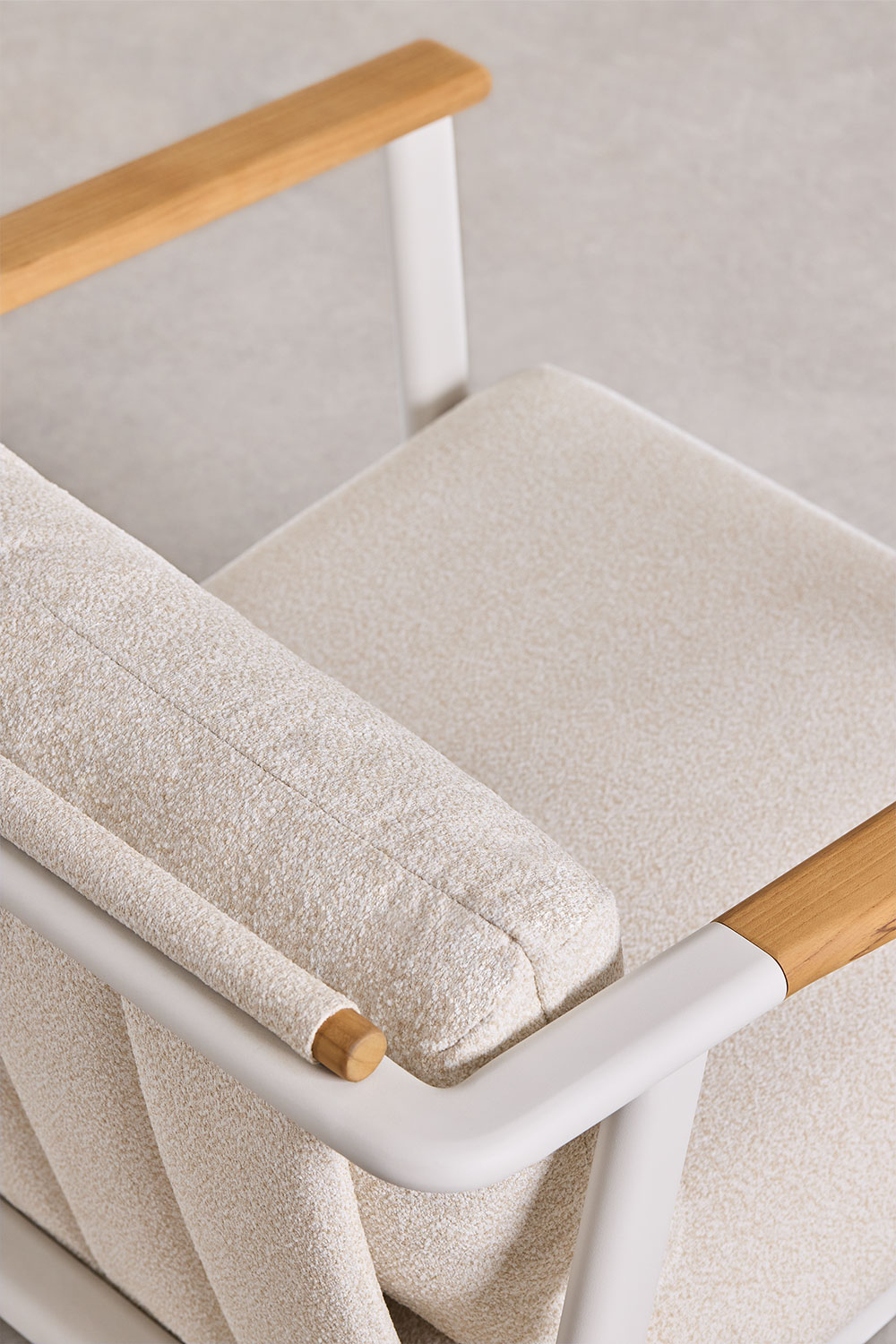 Pacco di 2 poltrone in alluminio e tessuto bouclé Yervin