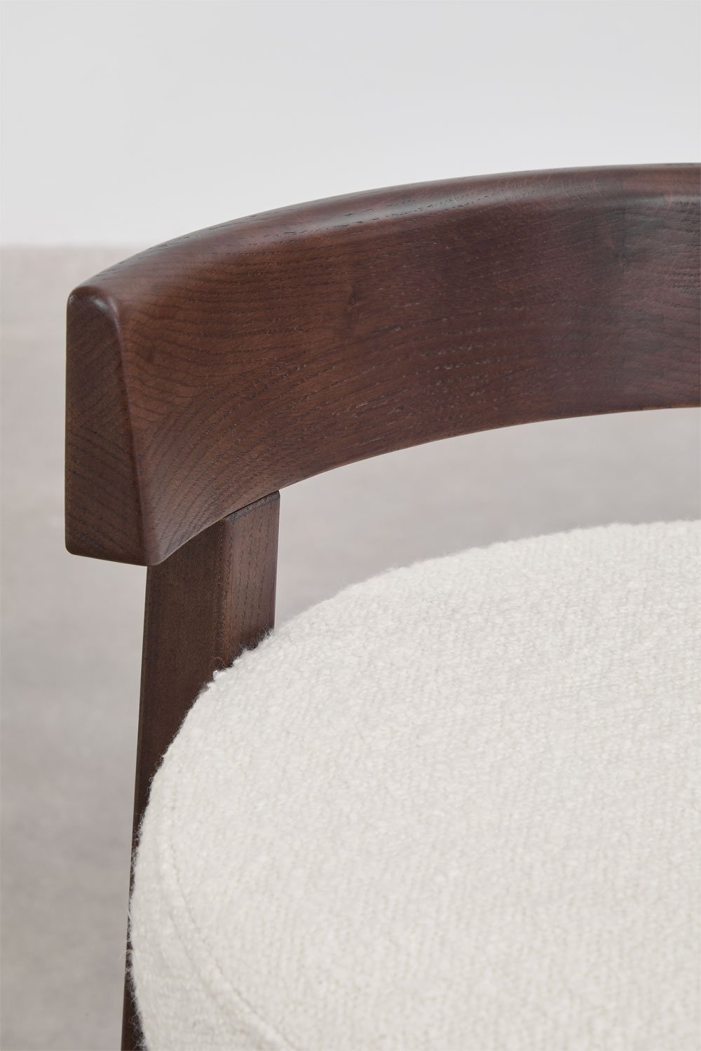 Confezione da 4 sgabelli alti in legno di rovere e rivestimento Manila