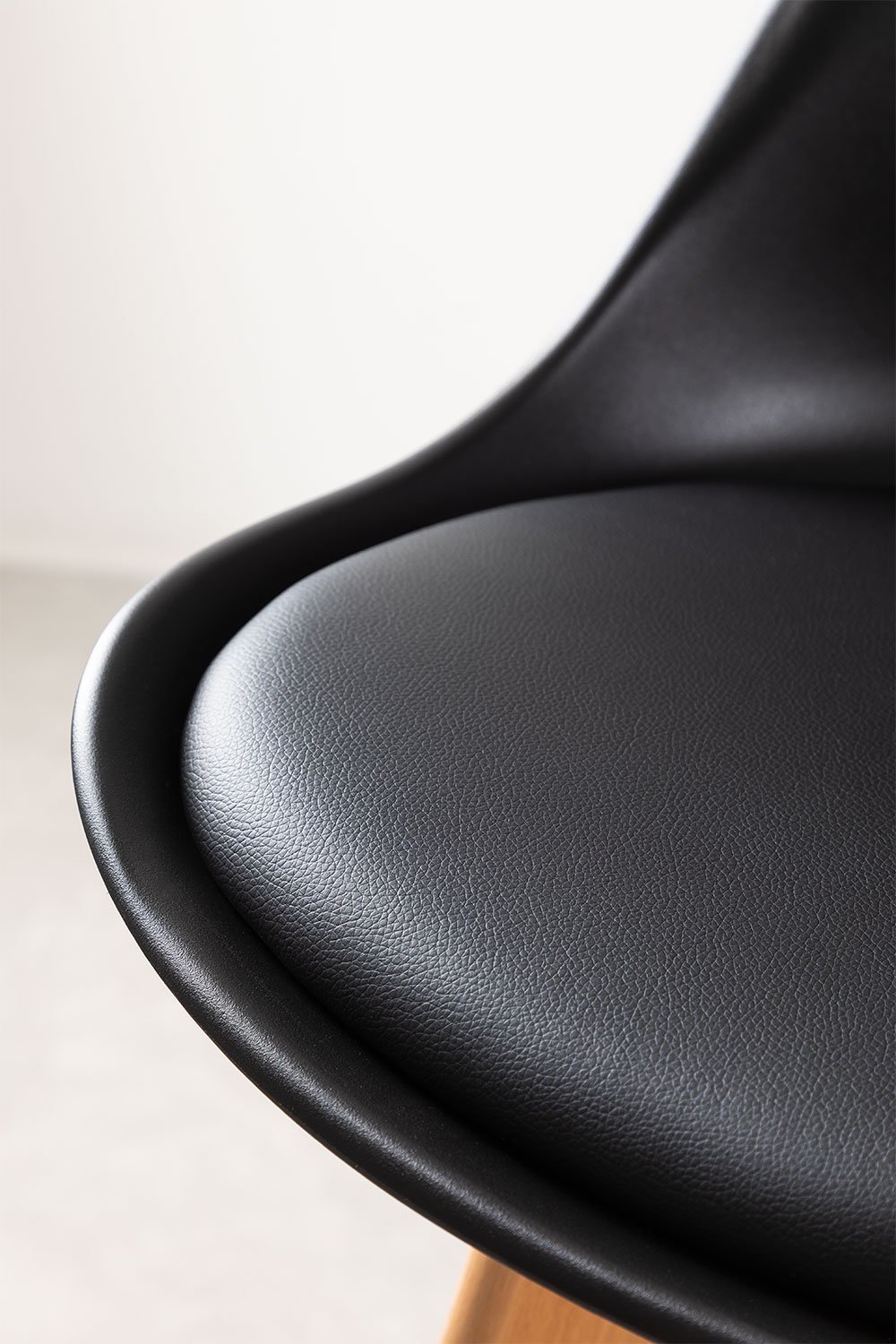 Pacco di 2 sgabelli alti 75 cm con cuscino in similpelle Nordic