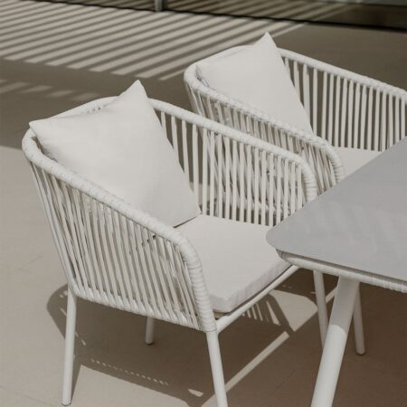 Confezione da 4 sedie da giardino Arhiza Classic con braccioli in alluminio e corda intrecciata