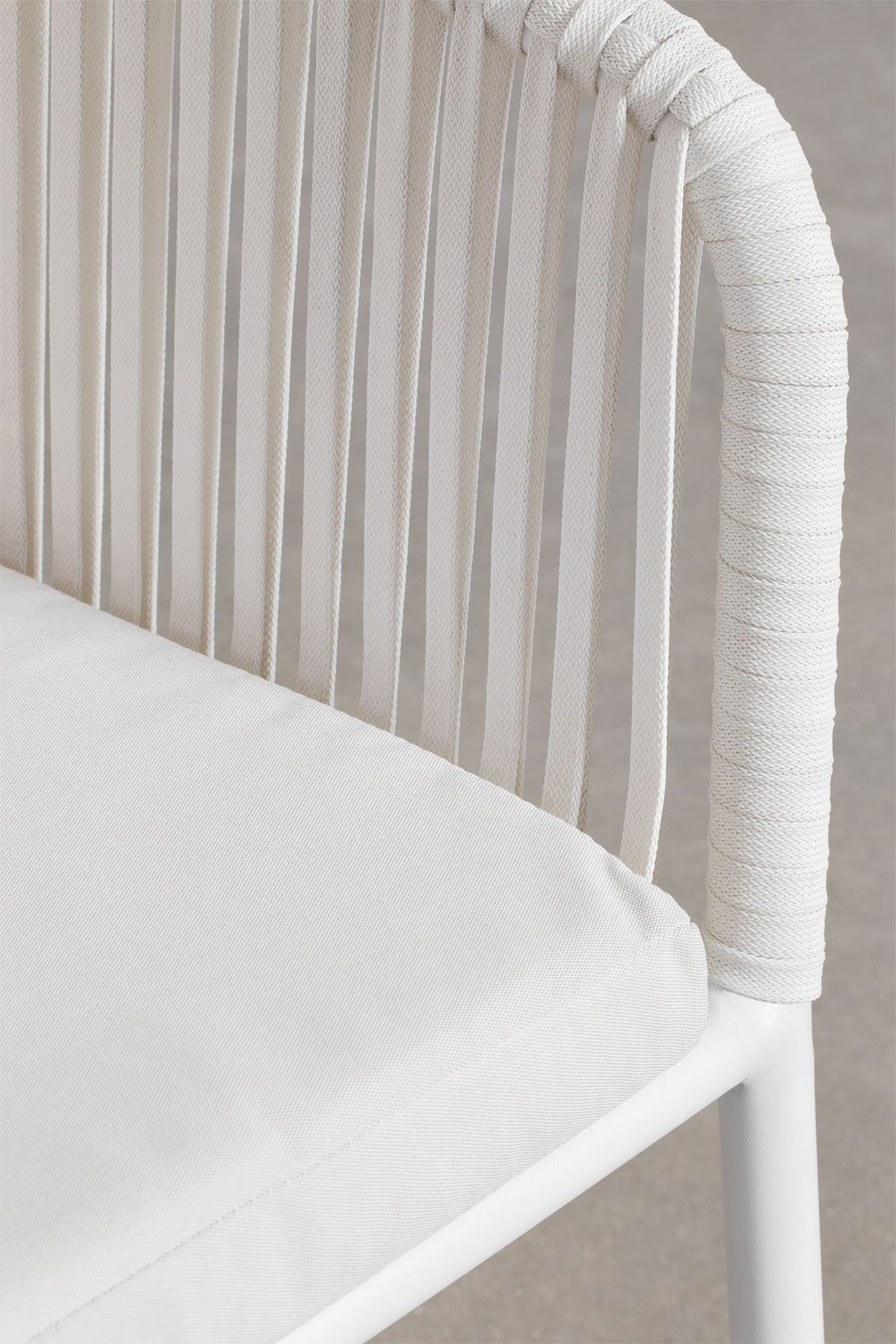 Confezione da 4 sedie da giardino Arhiza Classic con braccioli in alluminio e corda intrecciata