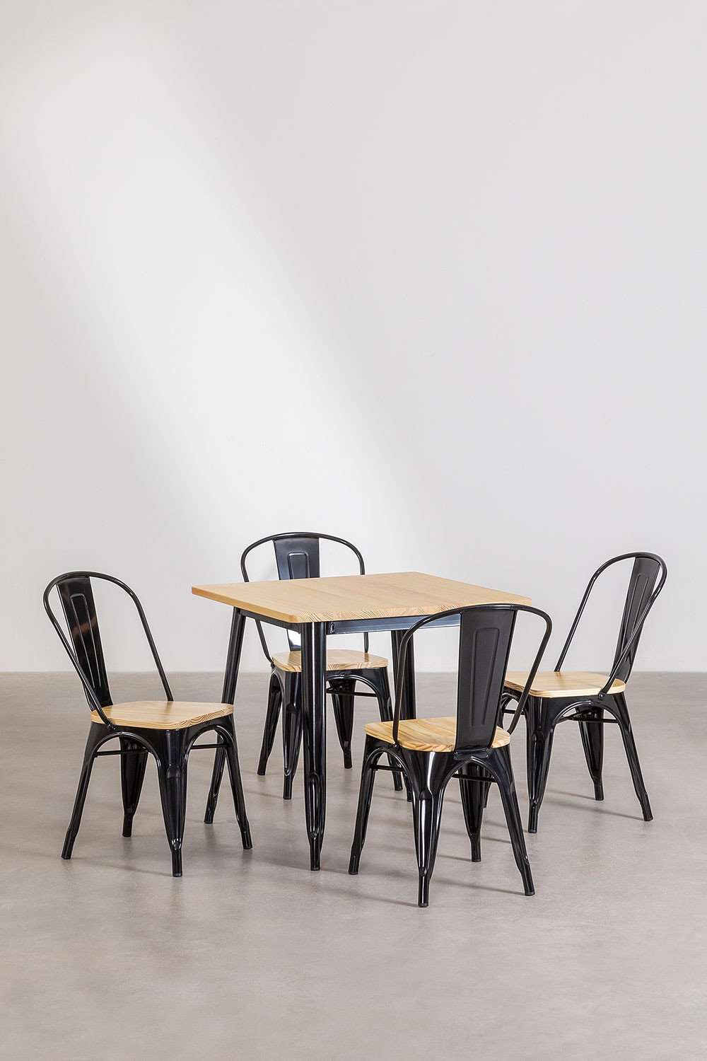 Set di tavoli in legno LIX (80x80) e 4 sedie LIX Legno