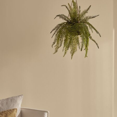 Pianta pensile artificiale decorativa di felce