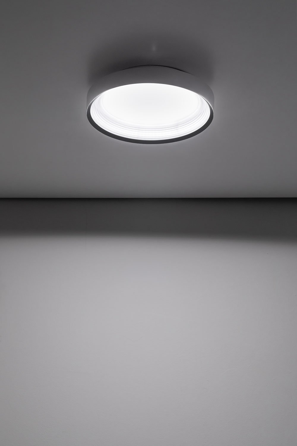 Plafoniera LED Sarwat in Metacrilato e Alluminio
