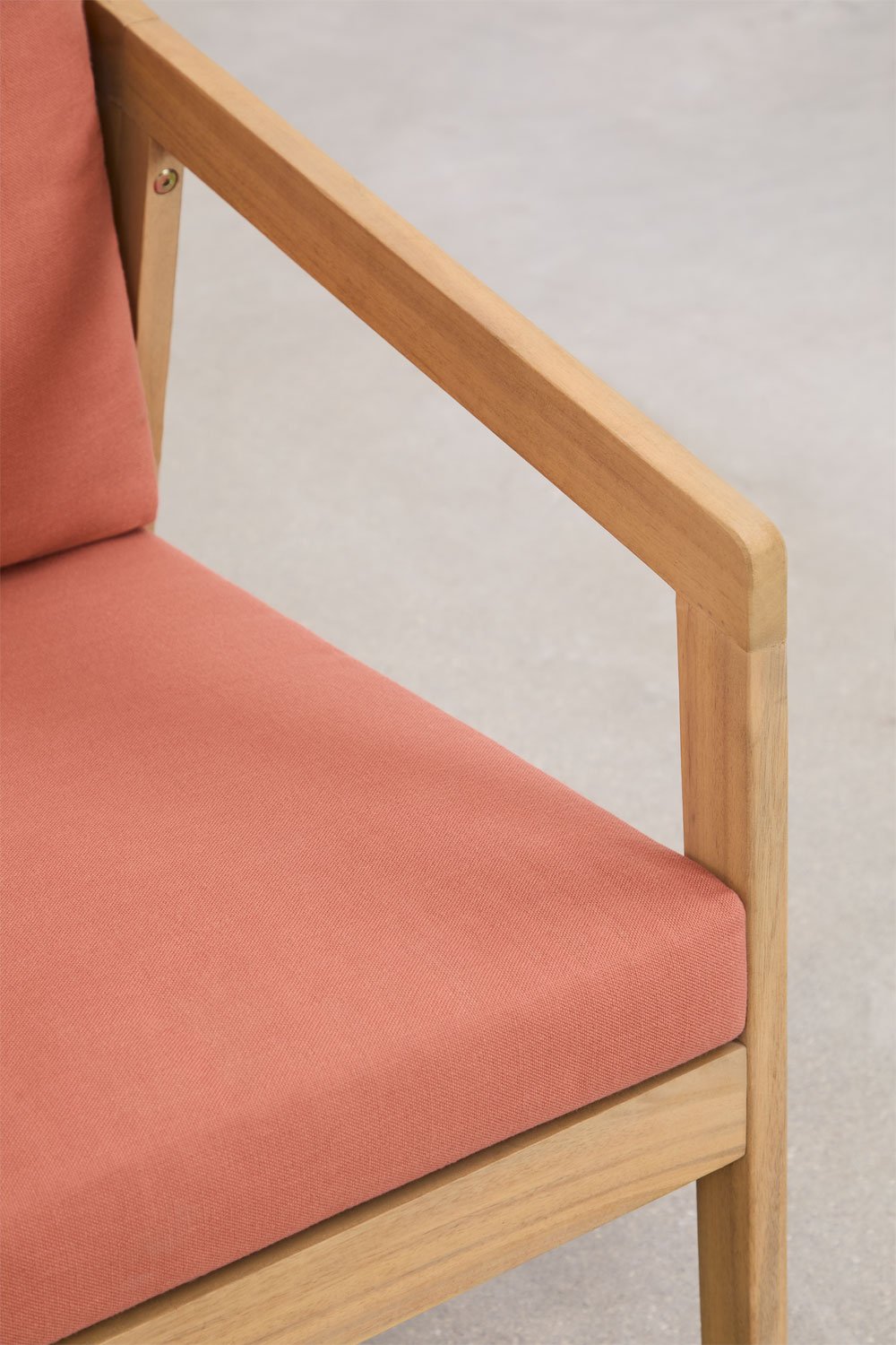 Poltrona Kaela in legno di acacia e corda intrecciata