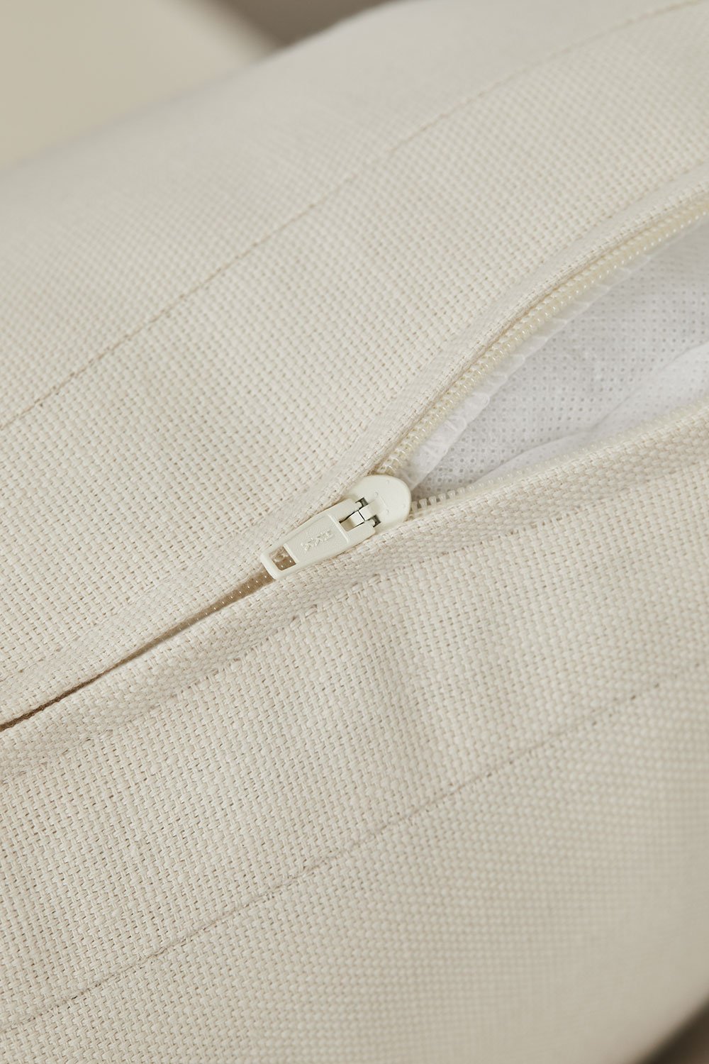 Poltrona con tavolino in acacia Portet