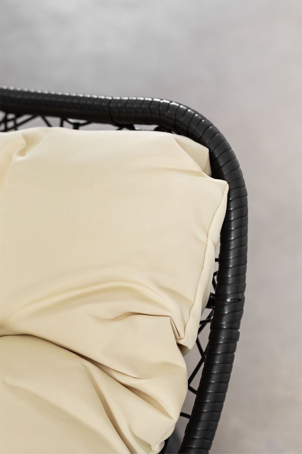 Poltrona sospesa con cuscino Danail