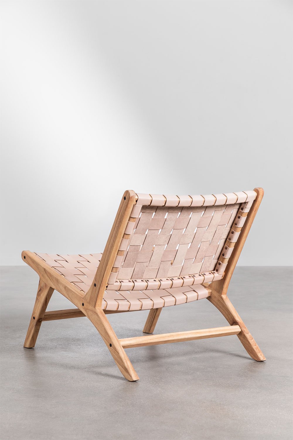 Poltrona in legno e pelle Zaid