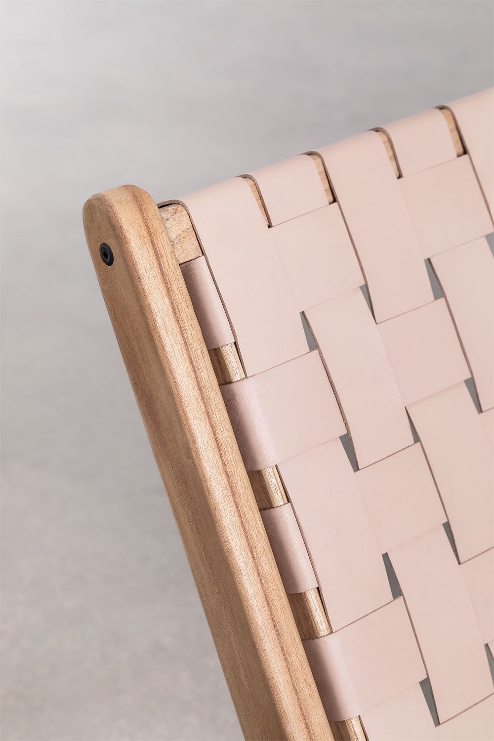 Poltrona in legno e pelle Zaid