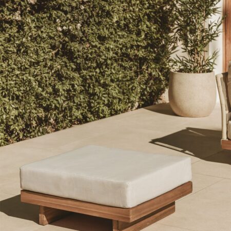 Pouf da giardino Dailin in legno di acacia