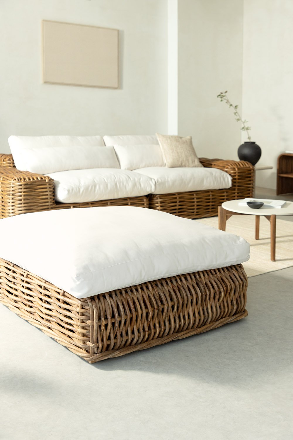 Pouf in rattan Milu
