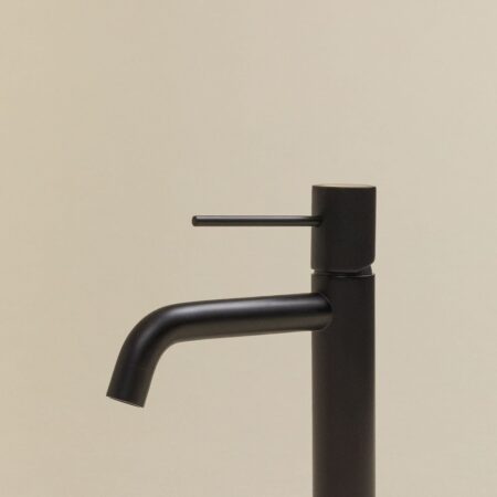 Rubinetto lavabo Orveta in ottone
