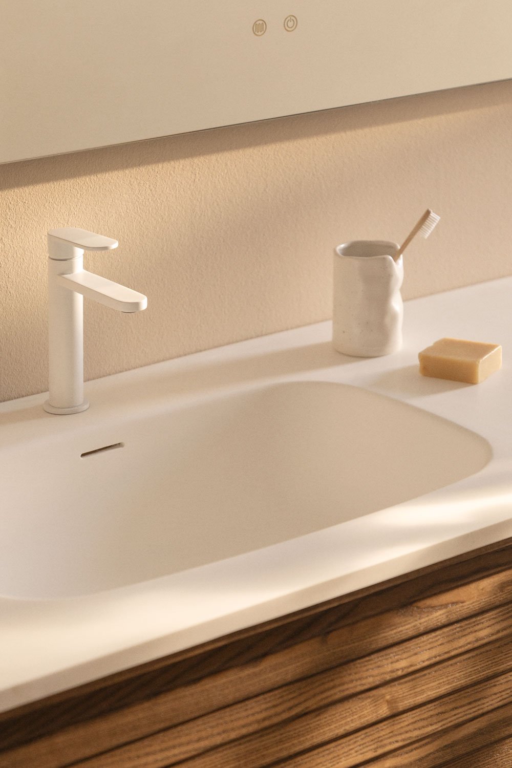 Rubinetto lavabo Alameda in ottone