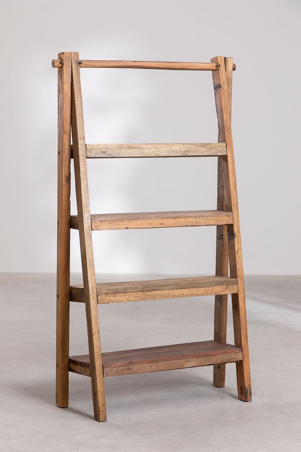 Scaffalatura in legno riciclato Daman