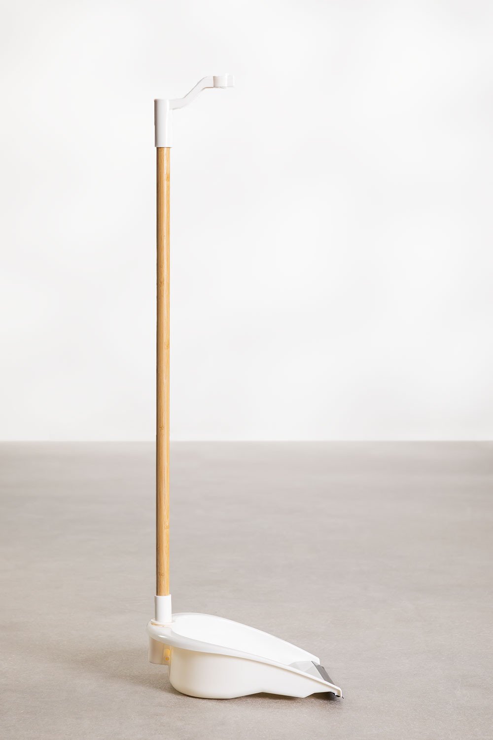 Scopa e paletta in legno Jalei