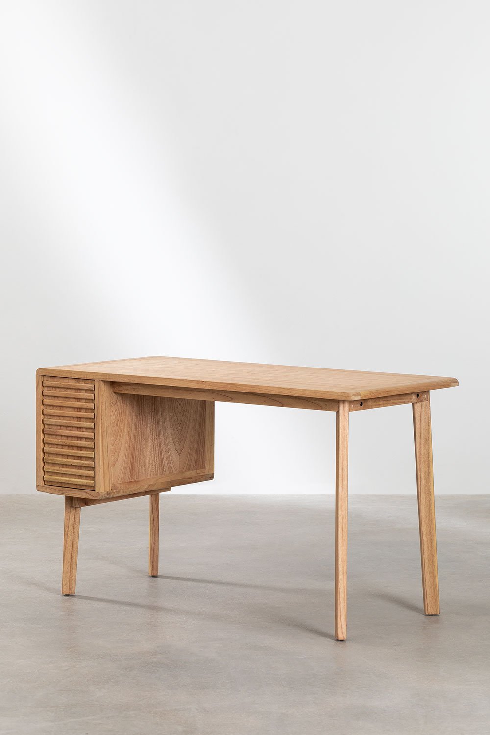 Scrivania in legno Deleyna
