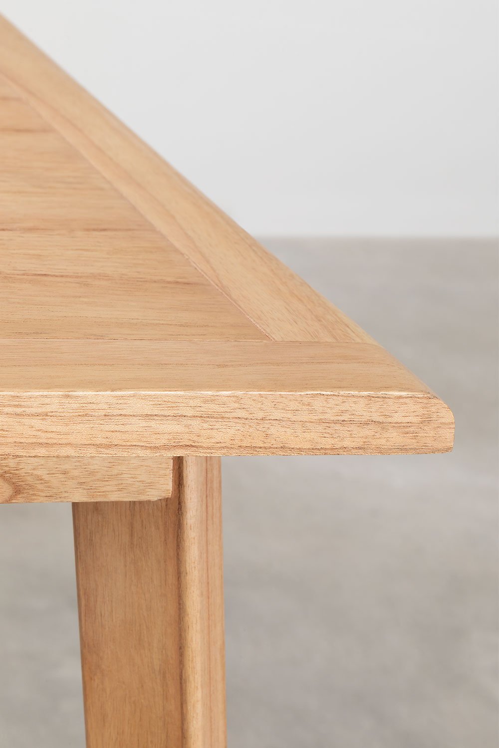 Scrivania in legno Deleyna