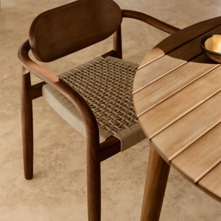 Sedia da pranzo con braccioli in legno naele Vintage