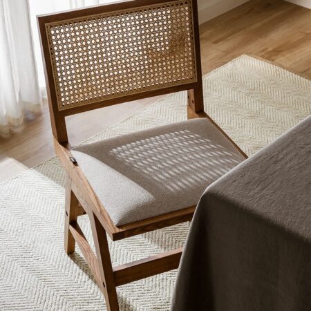 Sedia da pranzo in legno di frassino e rattan imbottita Lali