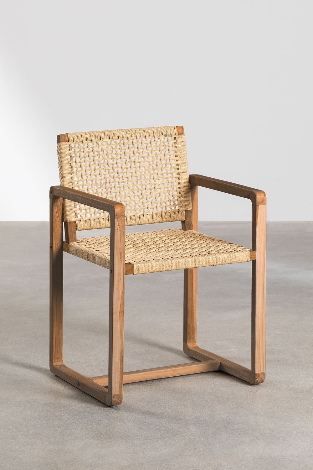 Sedia da pranzo con braccioli in legno di teak Monsxau