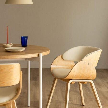 Sedia da pranzo in legno e similpelle Lorete