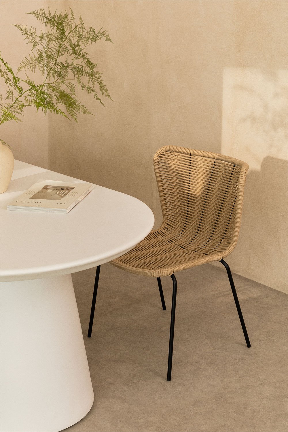 Sedia da pranzo impilabile Keiller
