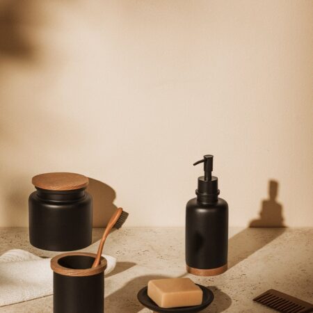 Set da bagno in resina Canen