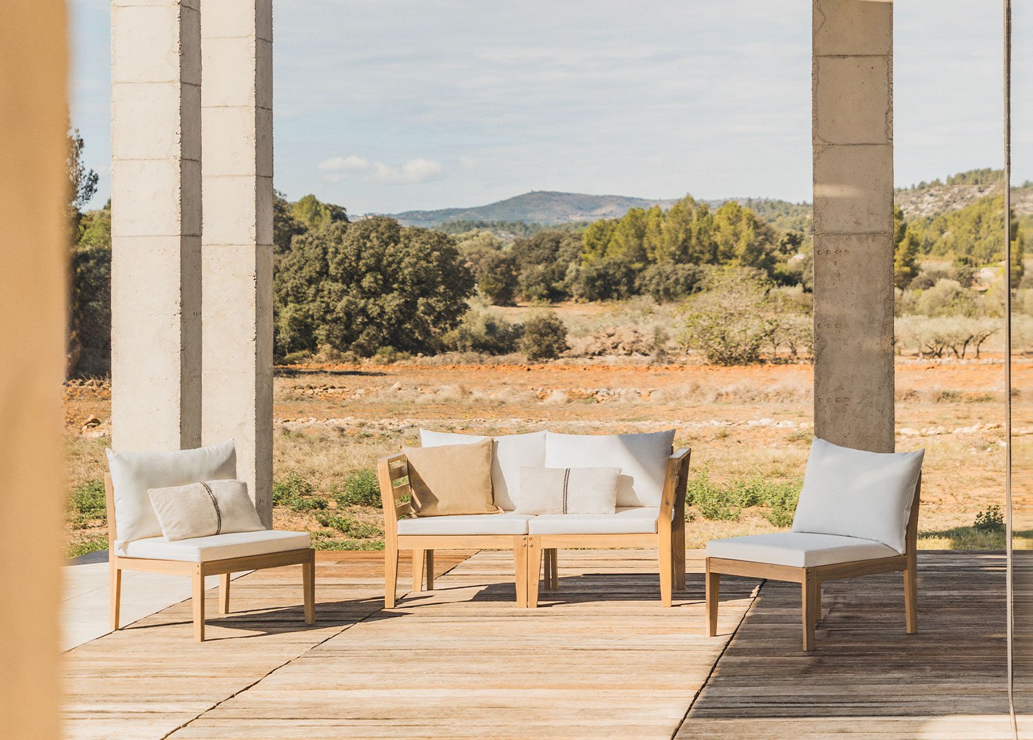 Divano da giardino modulare in 4 pezzi con braccioli in legno di acacia Filips