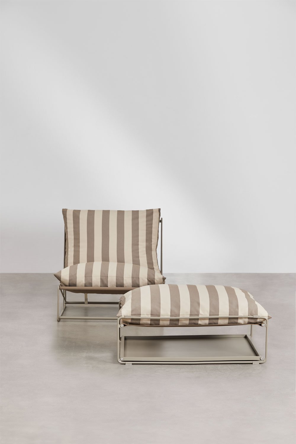 Set da giardino con poltrona e pouf convertibile Amaro
