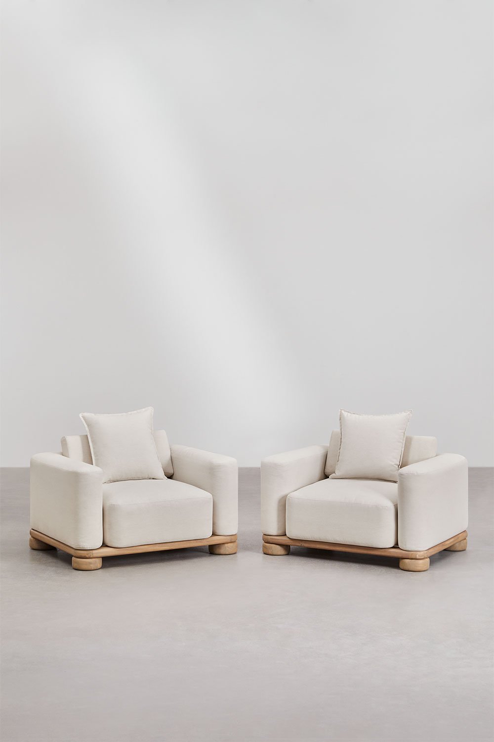 Set da giardino con 2 poltrone e tavolino in legno di acacia 125x80 cm Ioanis