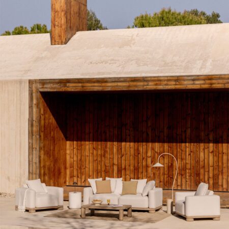 Set da giardino con divano 2 posti, 2 poltrone e tavolino in legno di acacia 125x80 cm Ioanis