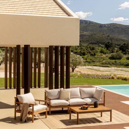 Set da giardino con divano 3 posti e poltrona in legno di acacia Melvin
