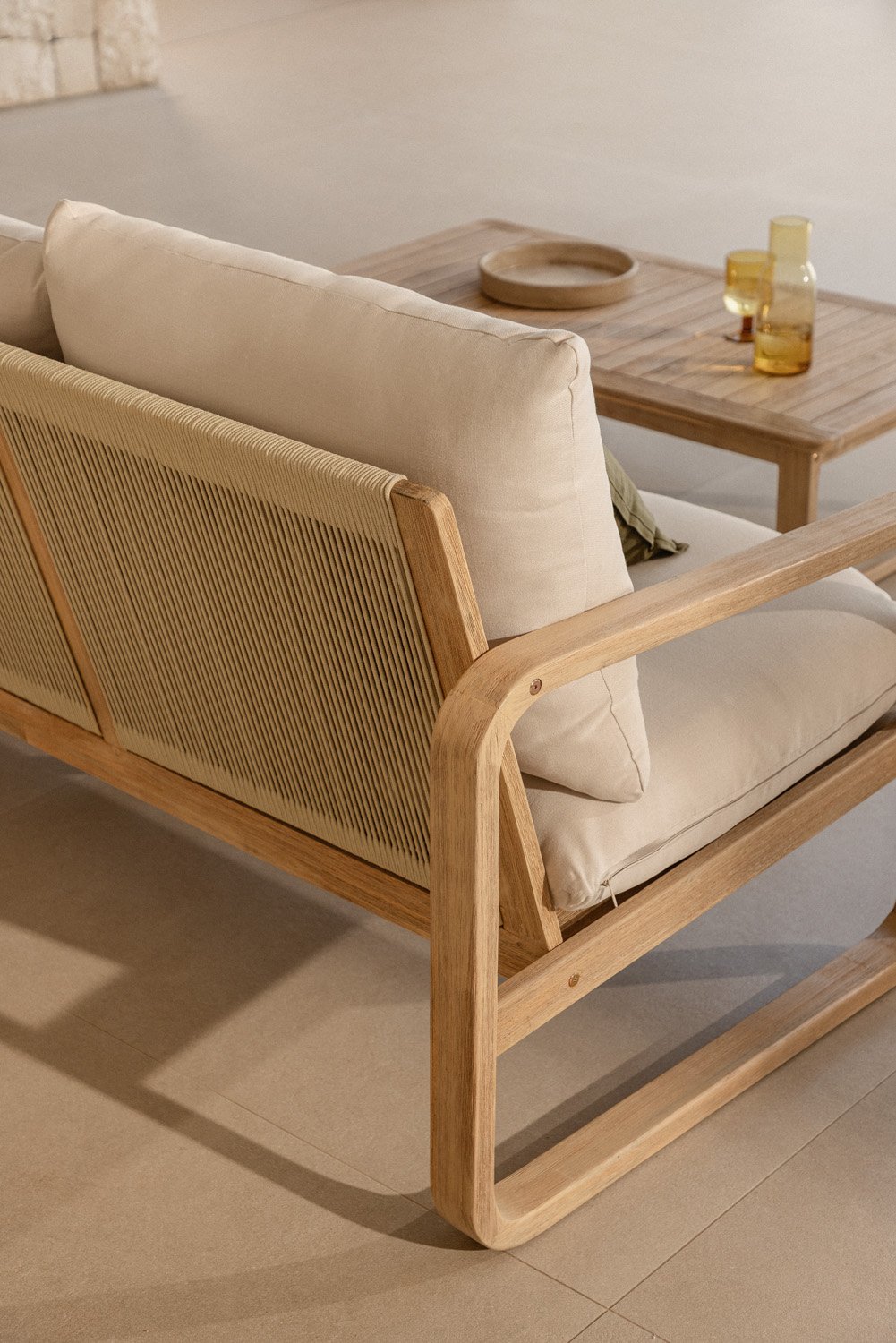 Set da giardino con divano 3 posti e tavolino in legno di acacia di Dunein
