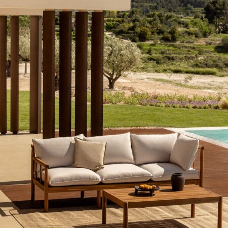 Set da giardino con divano 3 posti e tavolino in legno di acacia Melvin