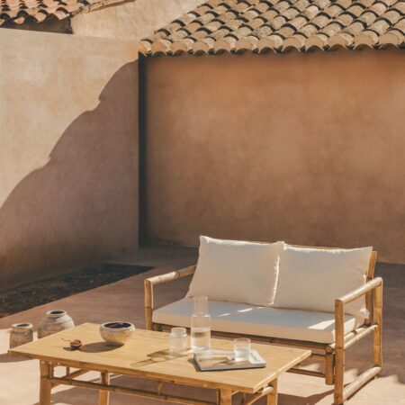 Set da giardino con divano 2 posti e tavolino (90x50 cm) in bambù Livayna