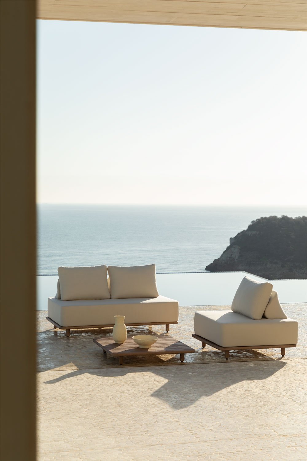 Set da giardino con divano a 2 posti, poltrona e tavolino 95x95 cm in acacia Portet