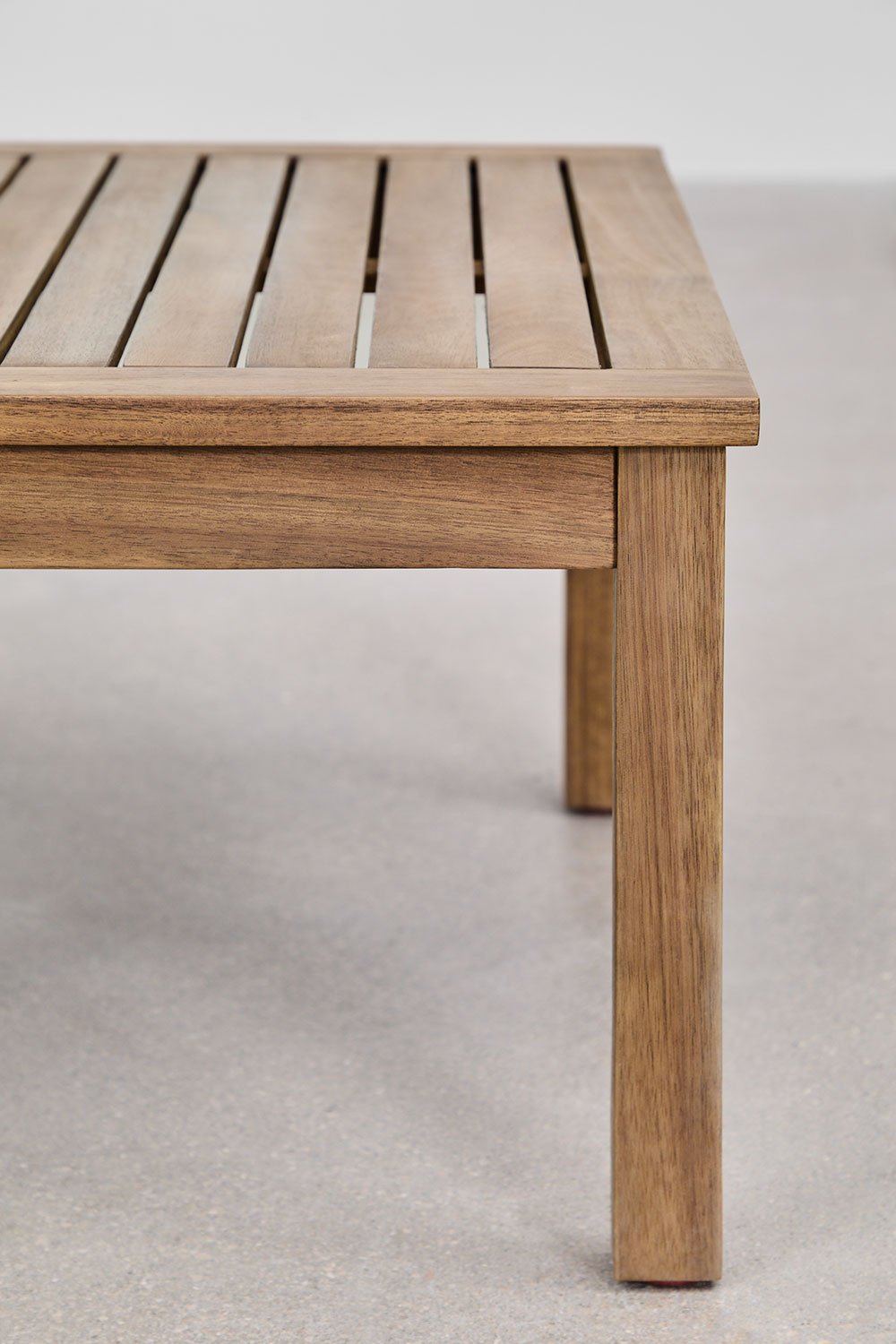 Set da giardino con divano componibile in 2 pezzi con braccioli e tavolino in legno di acacia Branson