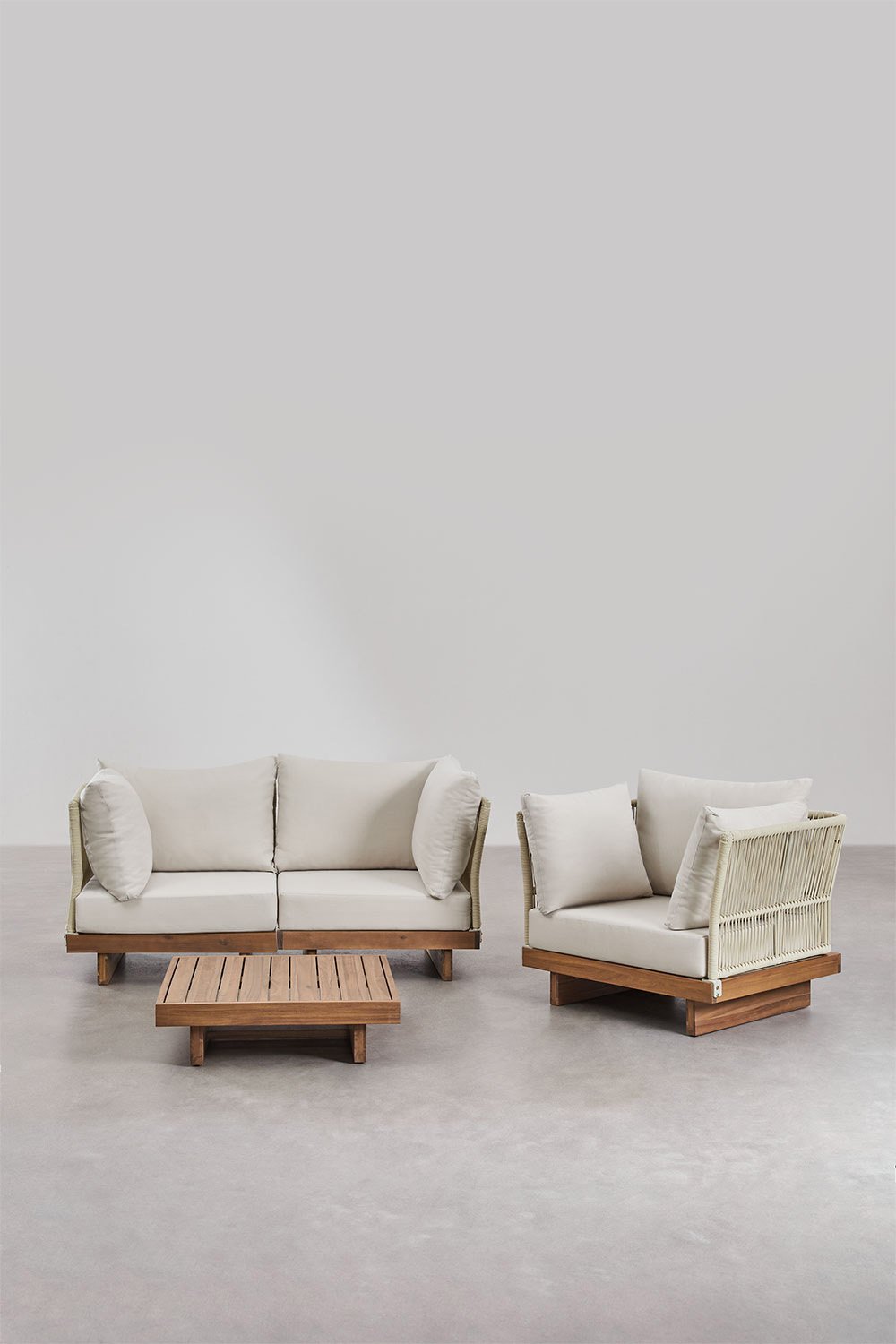 Set da giardino con divano modulare a 2 pezzi con 2 poltrone angolari, tavolino da caffè e poltrona in legno di acacia Dailin