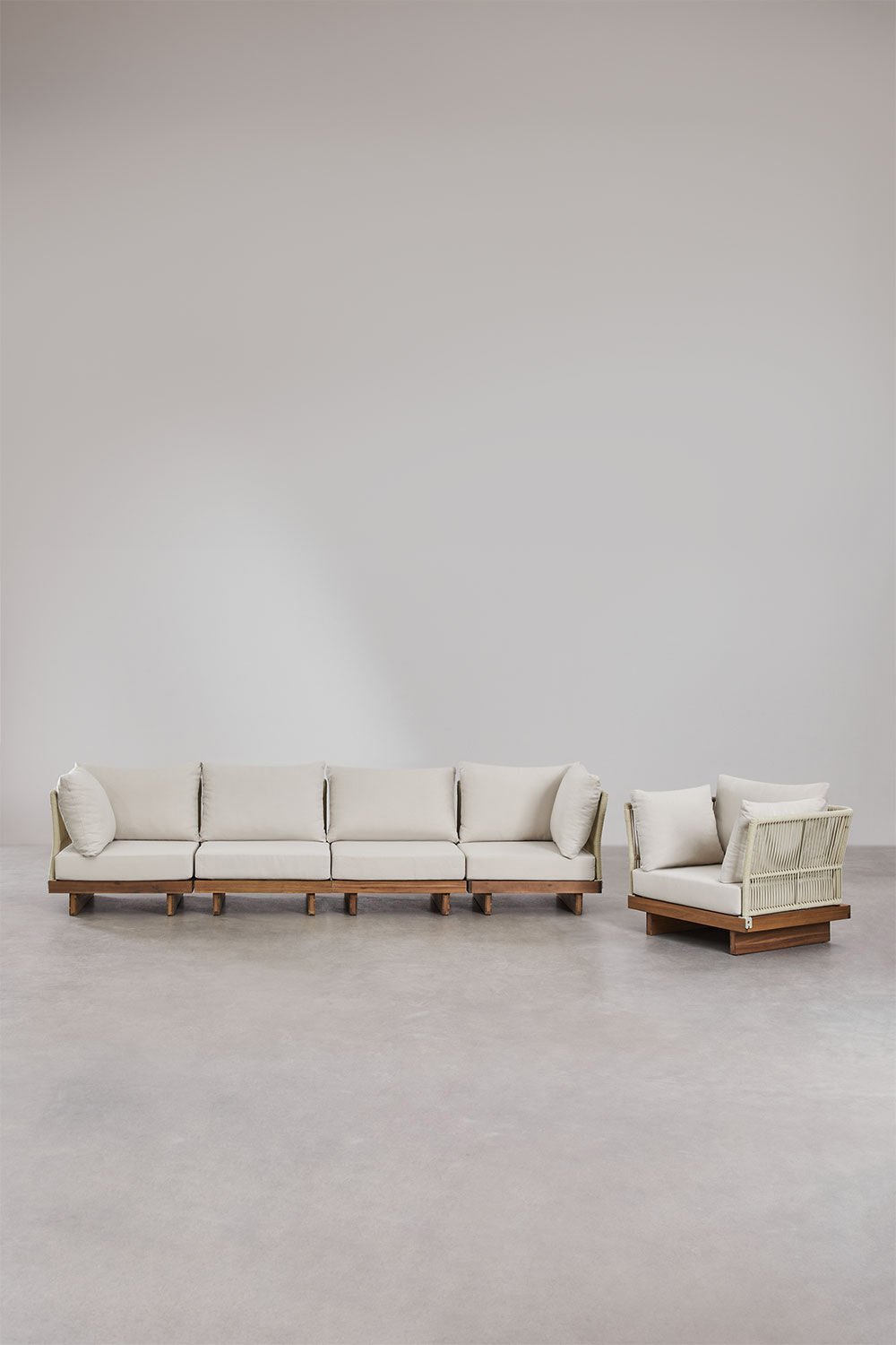 Set da giardino con divano modulare a 4 pezzi con 2 poltrone angolari e poltrona in legno di acacia Dailin