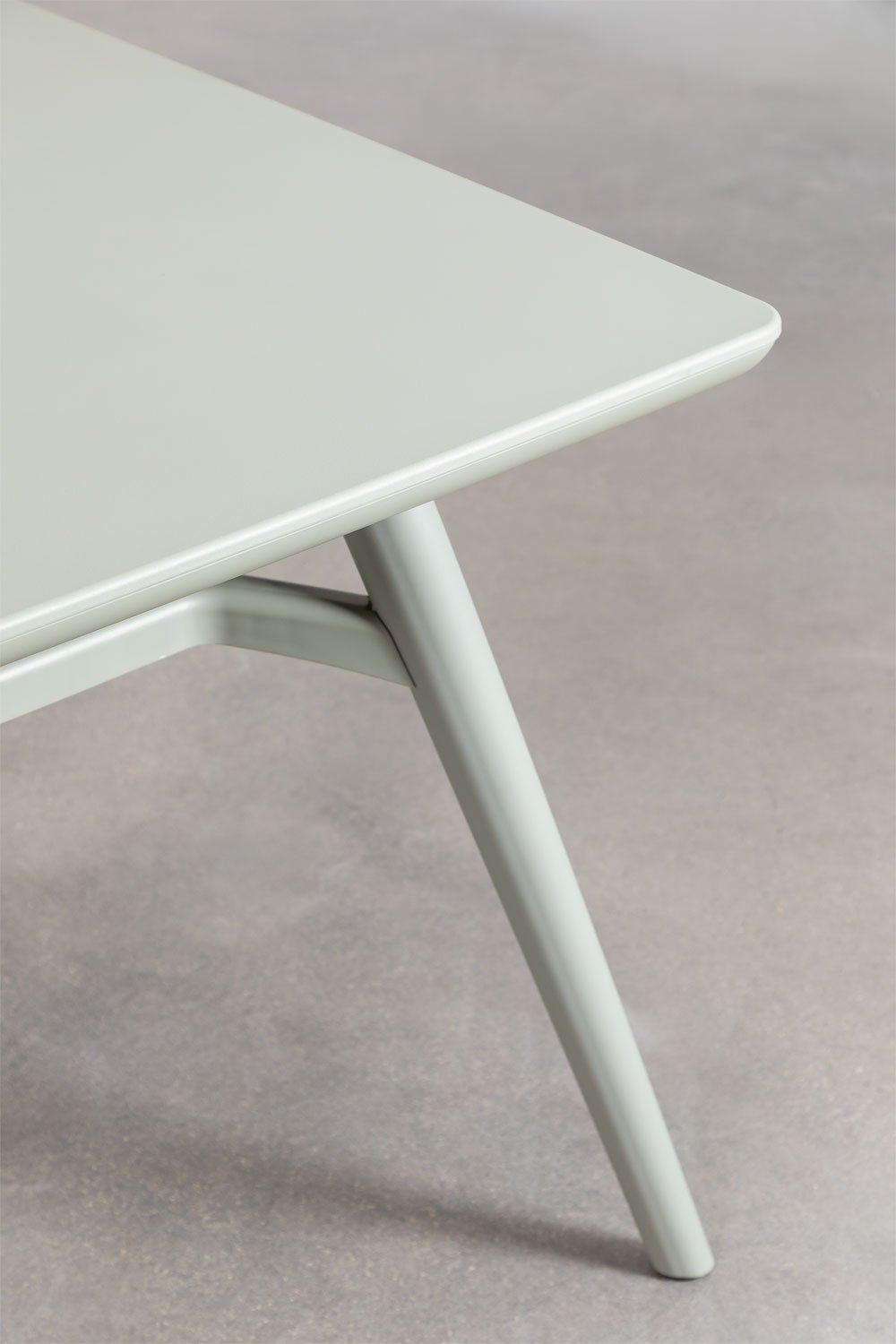 Set tavolo rettangolare 135x80 cm e 4 sedie da giardino in polietilene Scand