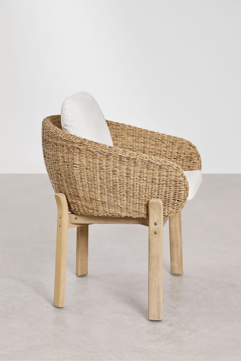 Sedie da pranzo Leilan in legno di acacia e rattan sintetico con braccioli, set da 2