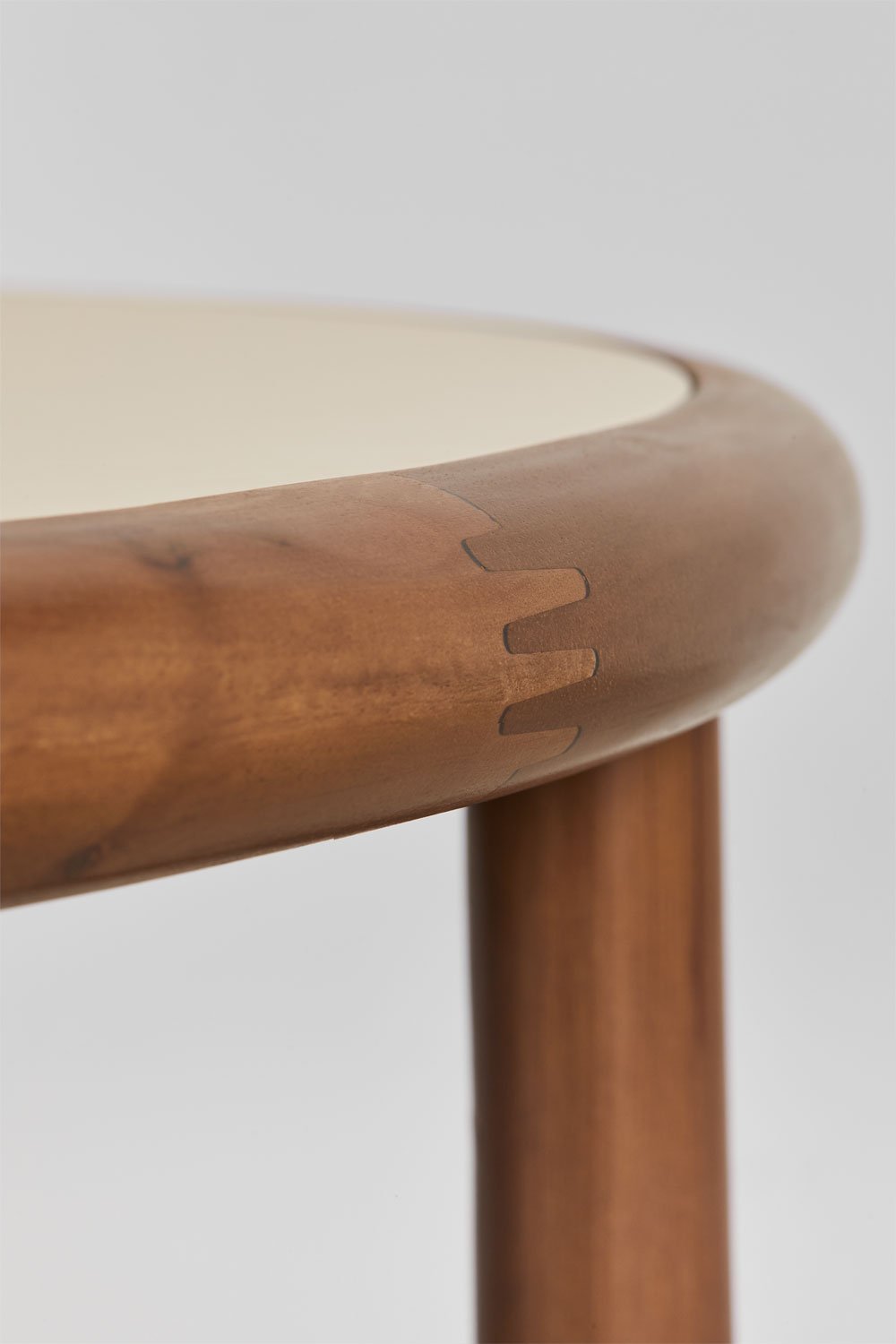 Set di 2 tavolini rotondi in legno di acacia Olivia