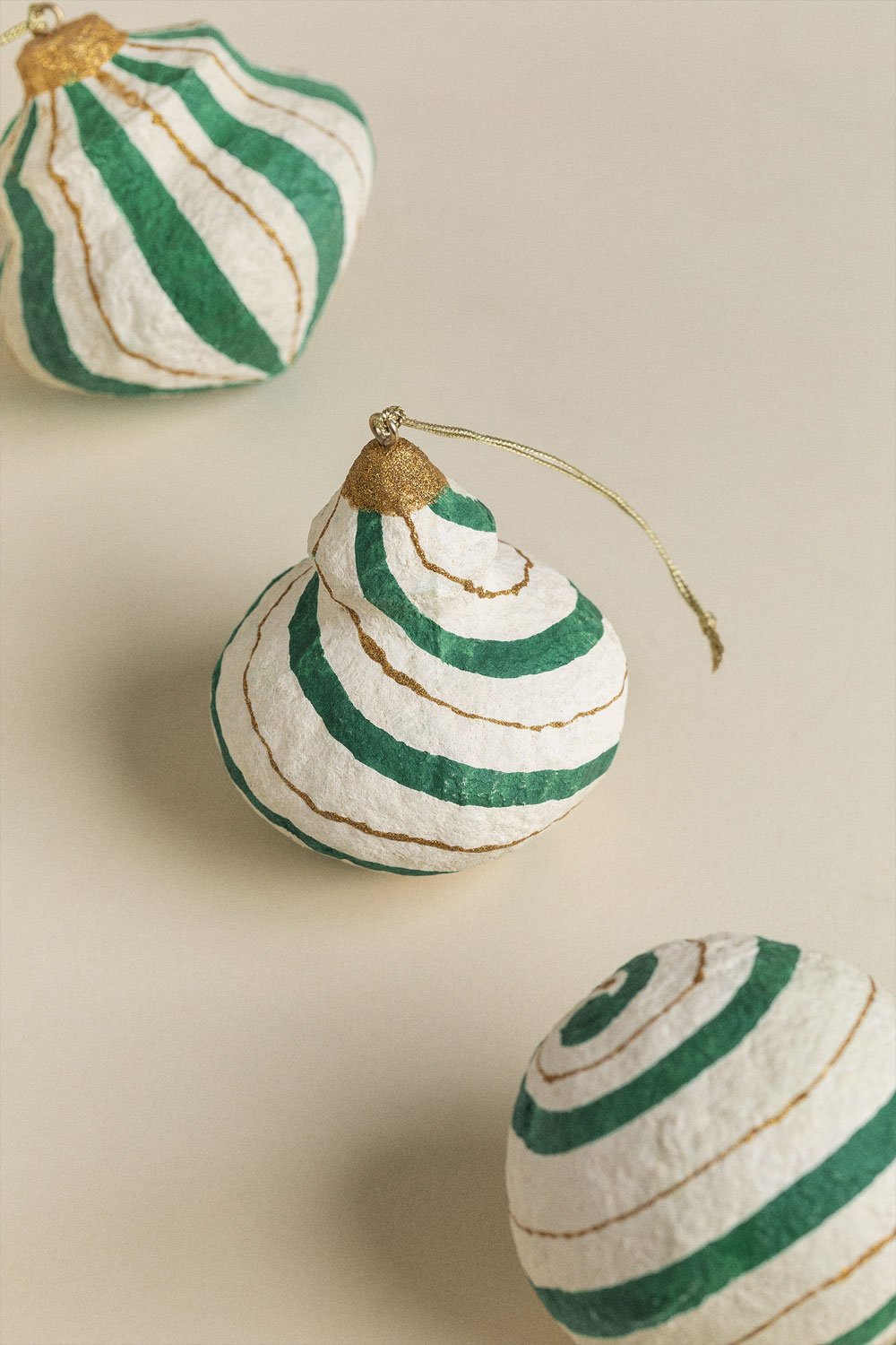 Set di 3 Decorazioni Natalizie Fatte a Mano in Cartapesta Mogens