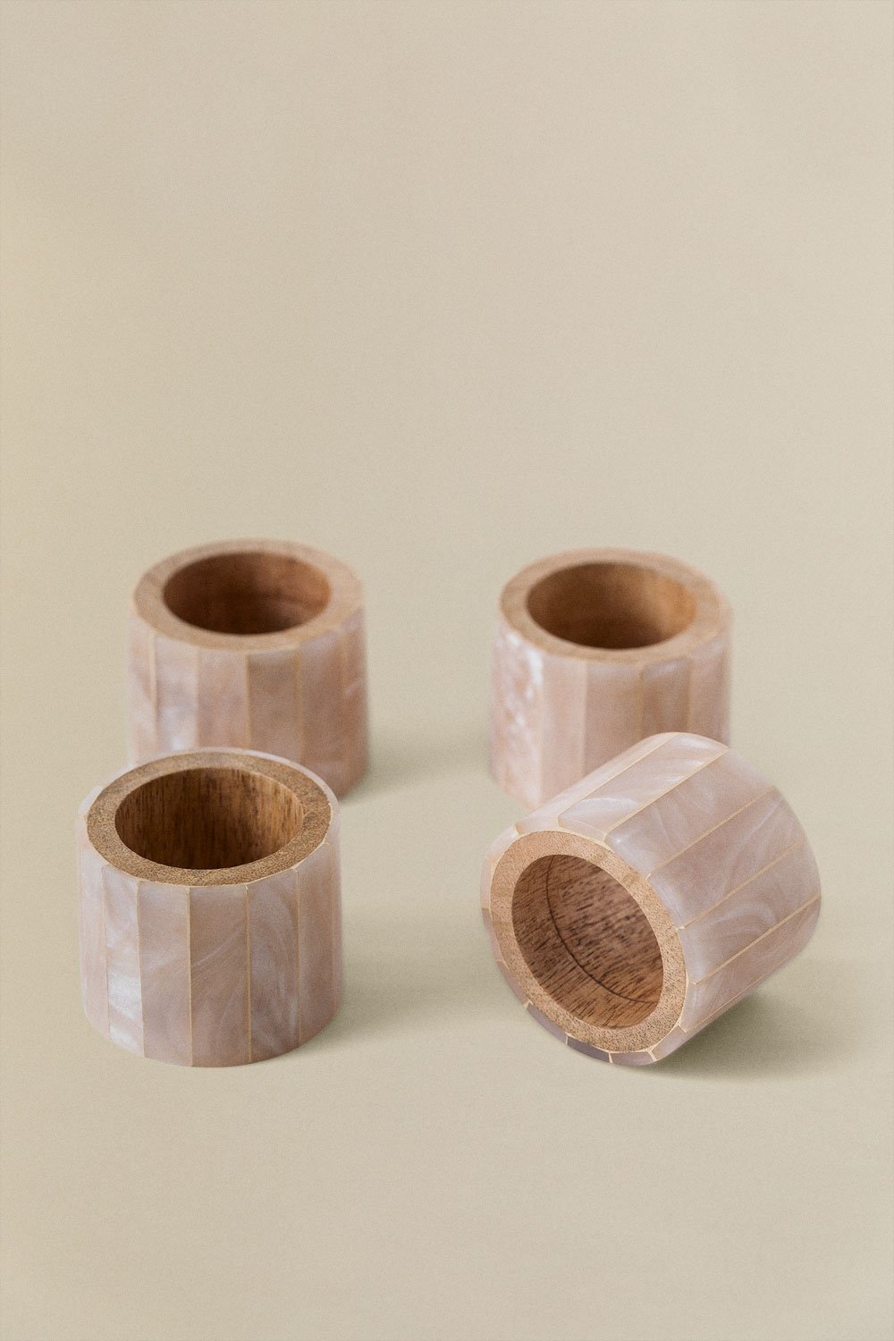 Set di 4 portatovaglioli Anmon in legno di mango e madreperla