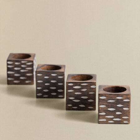Set di 4 portatovaglioli in legno Elon Style