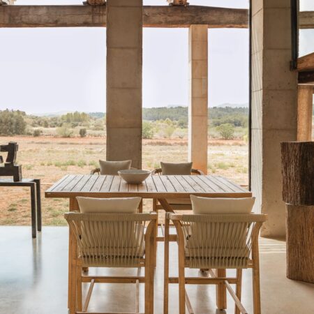 Set Tavolo Alto Rettangolare (160x90 cm) e 4 Sgabelli Alti in Legno di Acacia Dubai