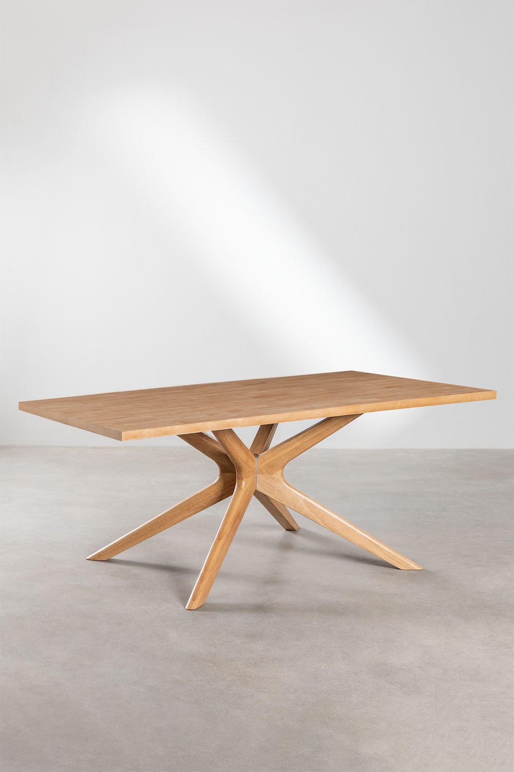 Set tavolo da pranzo rettangolare (180x90 cm) Arnaiz e 6 sedie con braccioli in legno Fresno e rattan Lali Style