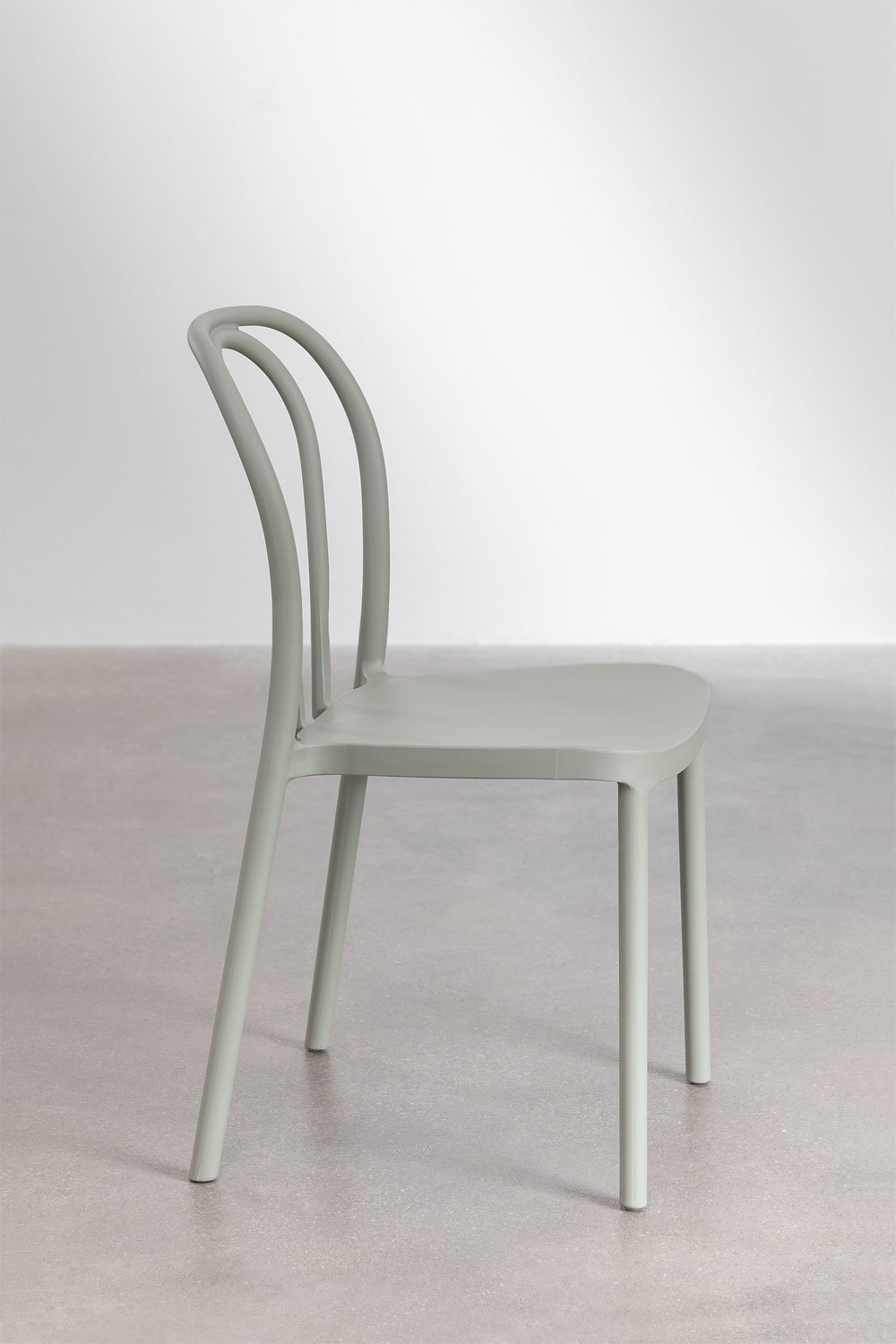 Set Tavolo Quadrato in Polietilene (85x85 cm) Scand e 4 Sedie da Giardino Impilabili Mizzi