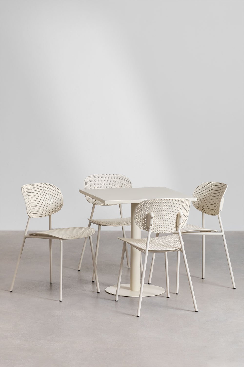 Set Tavolo Quadrato Mizzi 70x70 cm e 4 Sedie da Giardino Tupah
